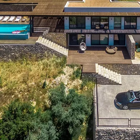 Luca * Κατωχώρι